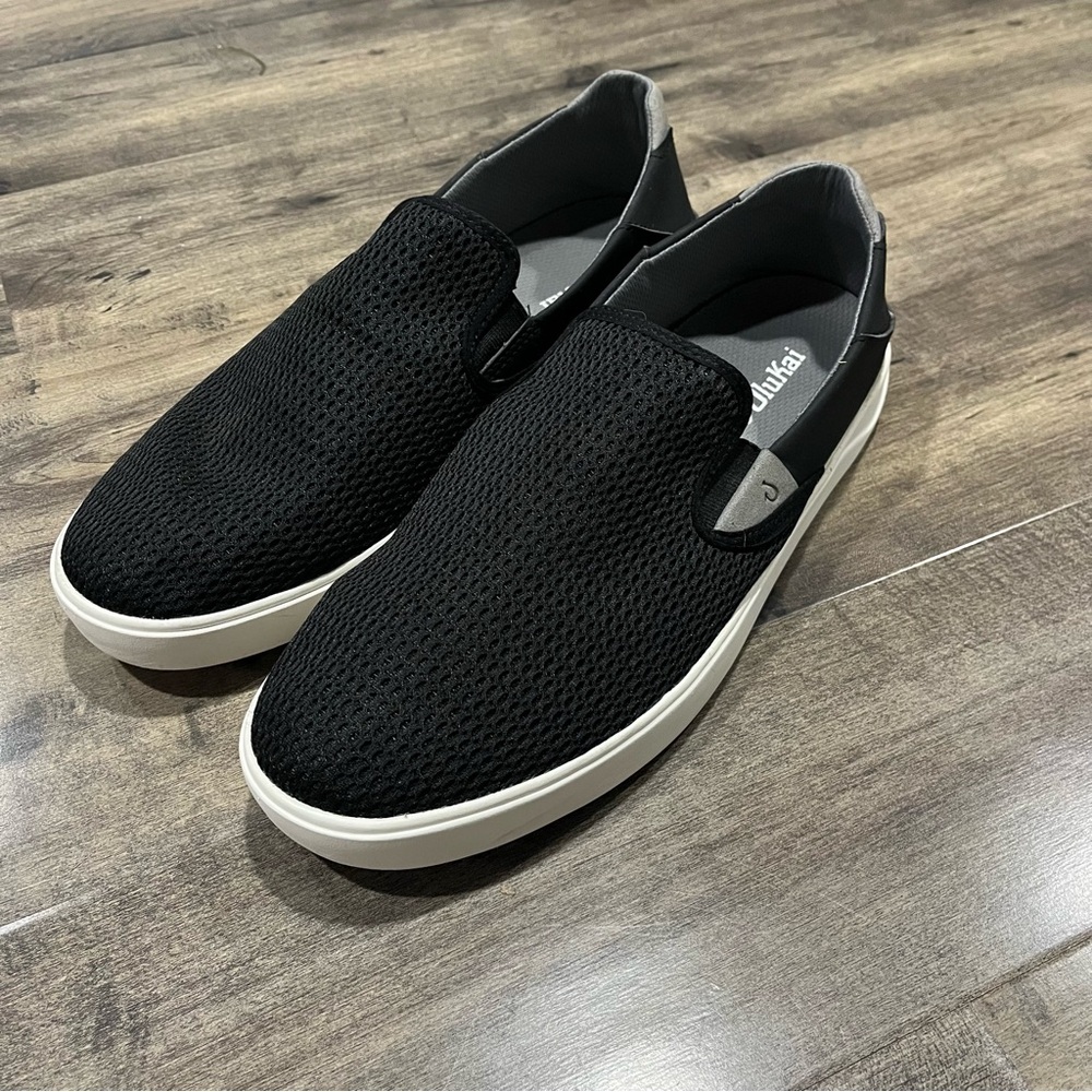 Olukai Lae'Ahi - Slip On Sneakers Black Mesh Loafers Men’s Size US 11.5